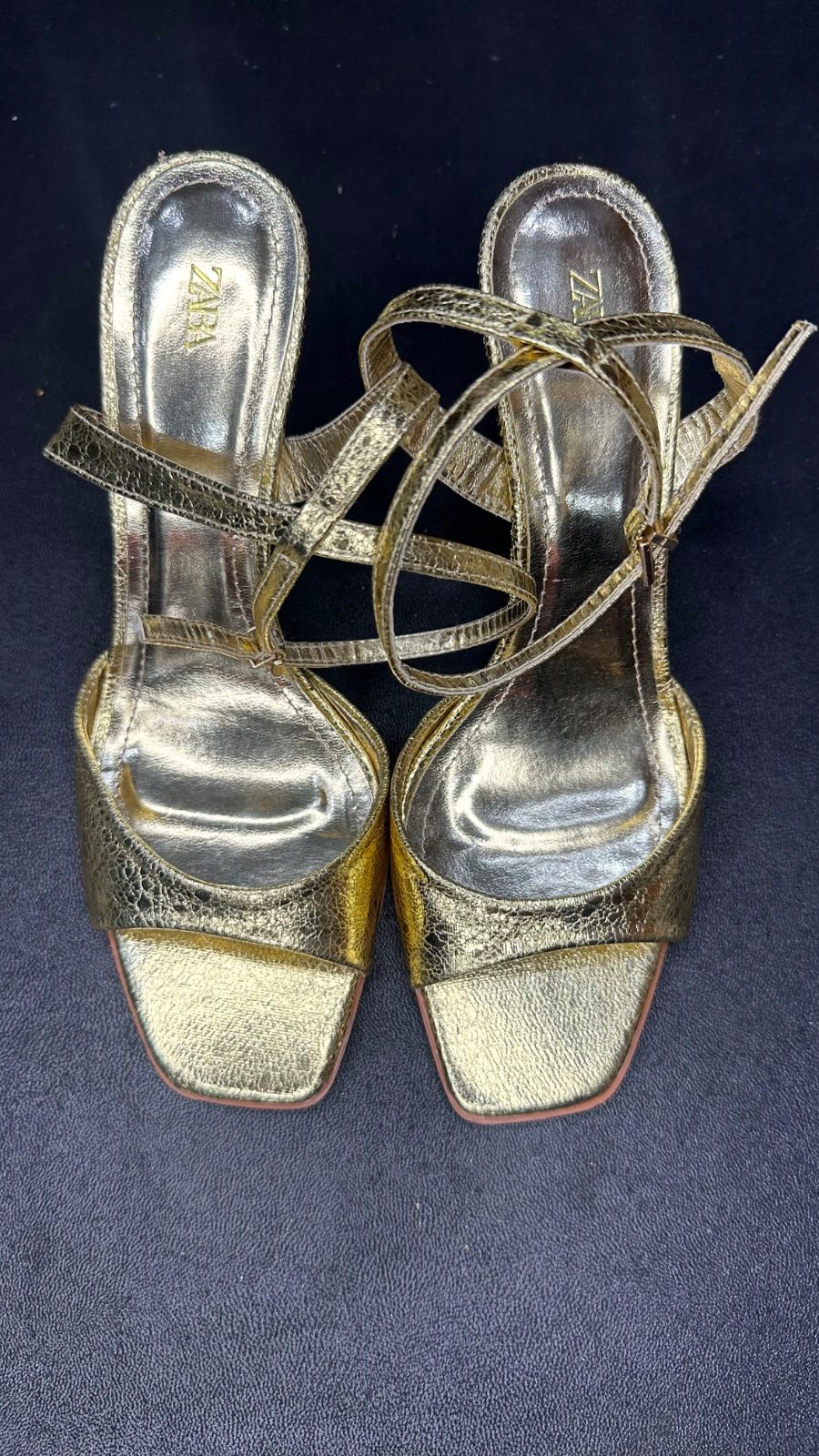 Shoe by zara heel