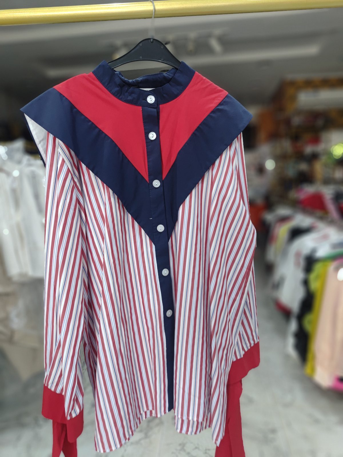 Haniqa multicolor shirt