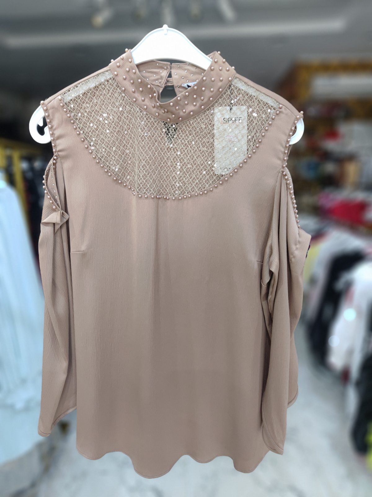 Spiff luxury top with bead