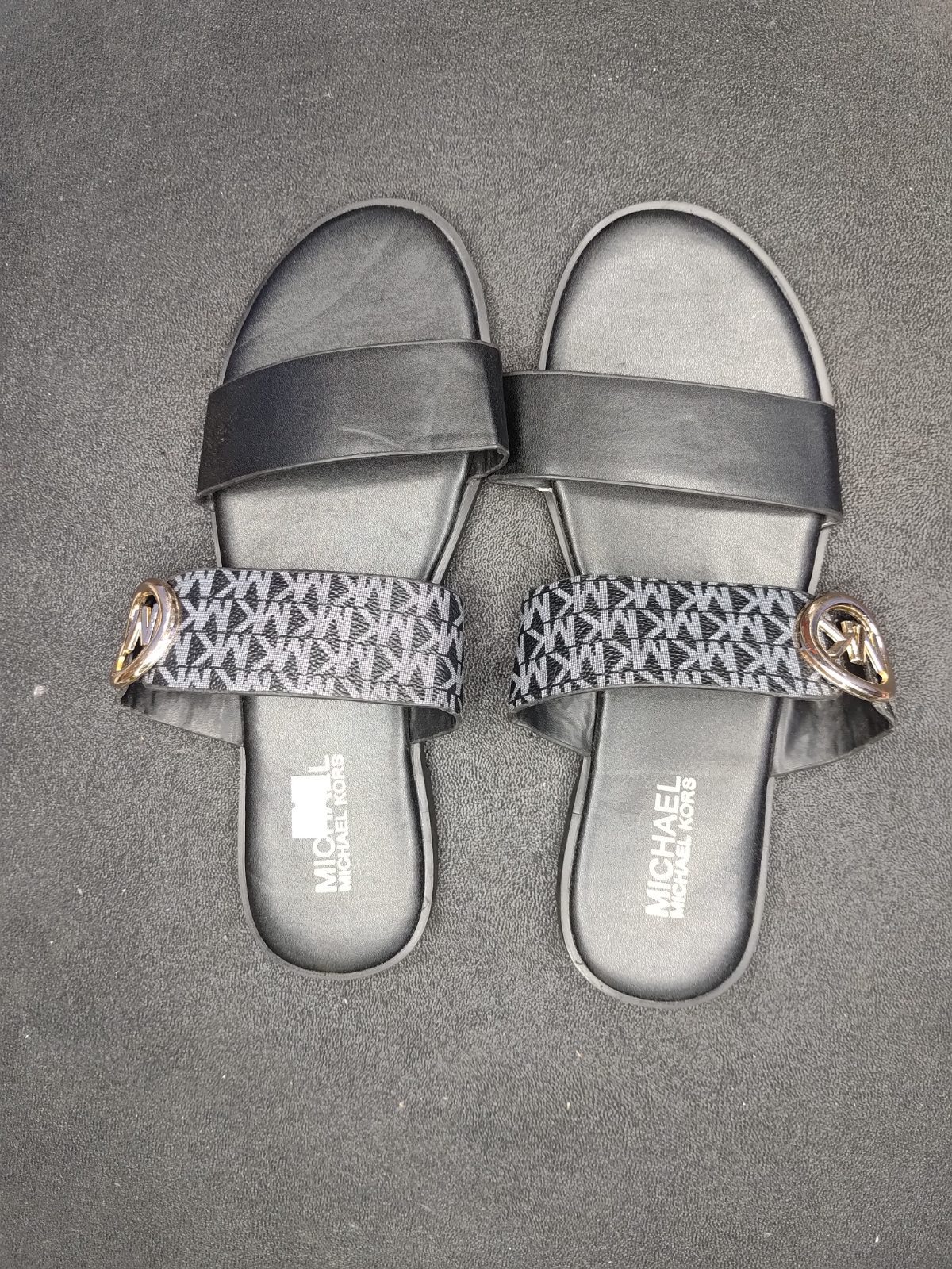 Michael kors slippers