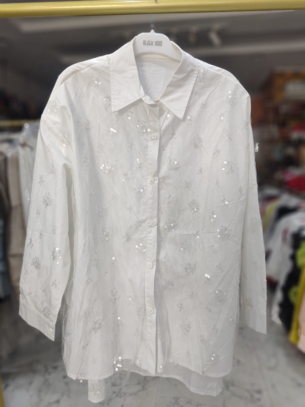 White shirt with net