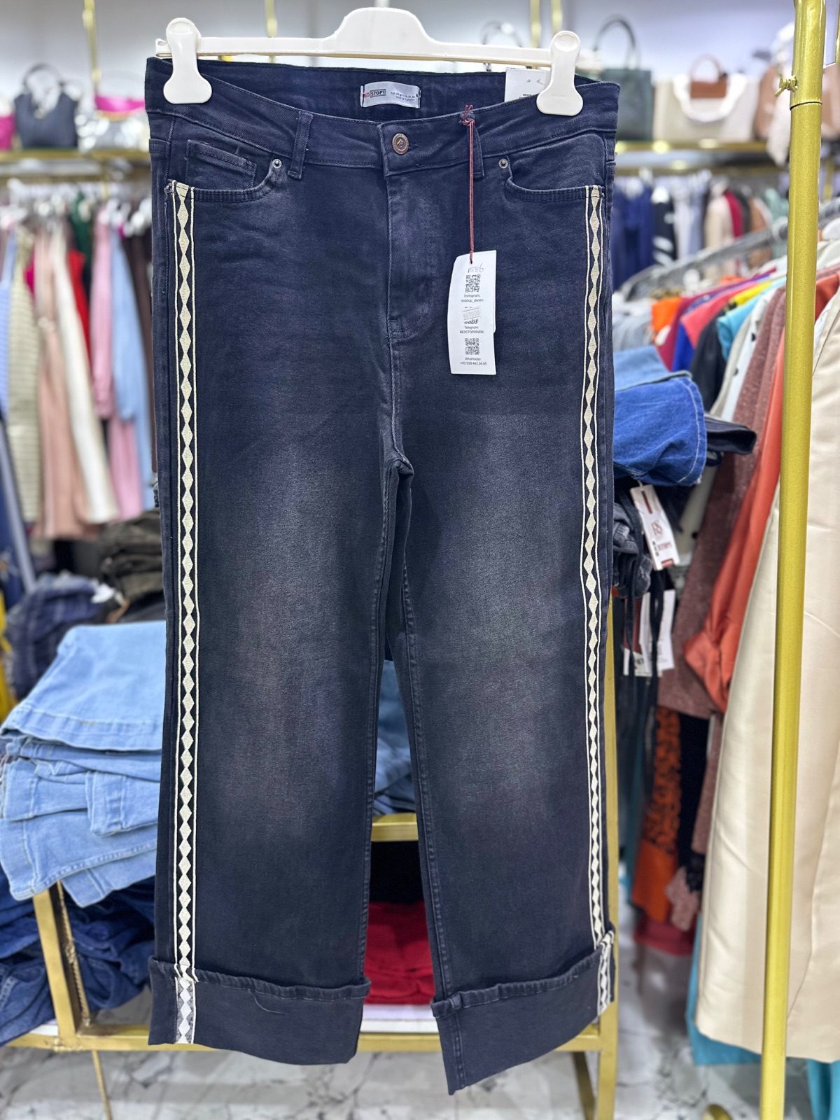 Red stop long Jean 1586
