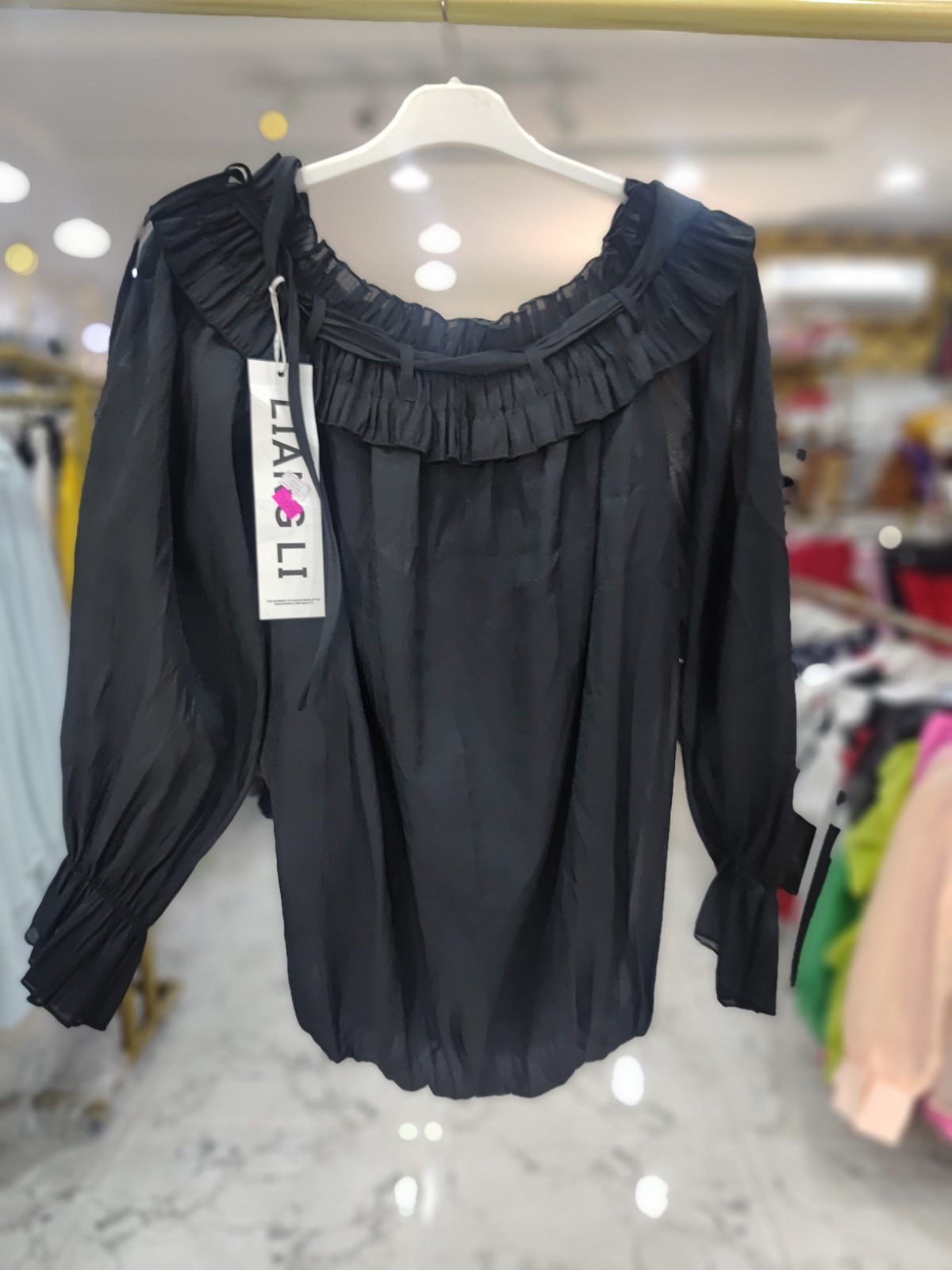 Liangli beautiful top