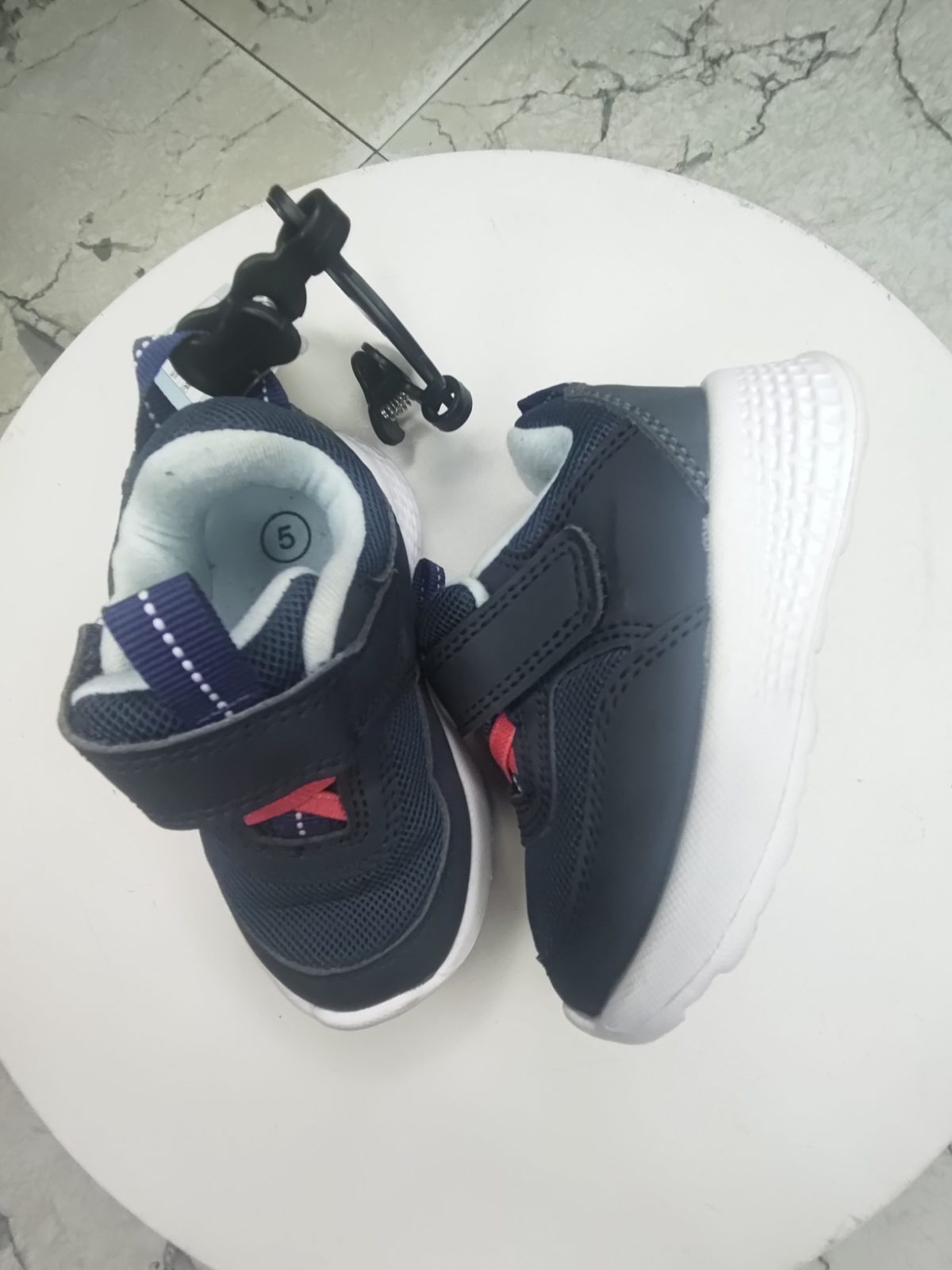 Little kids sneakers