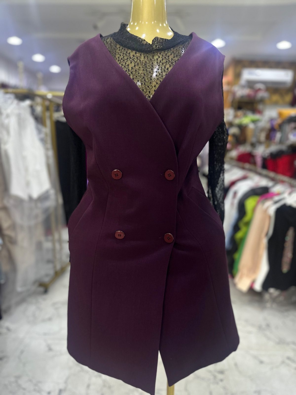 Waryant line dress