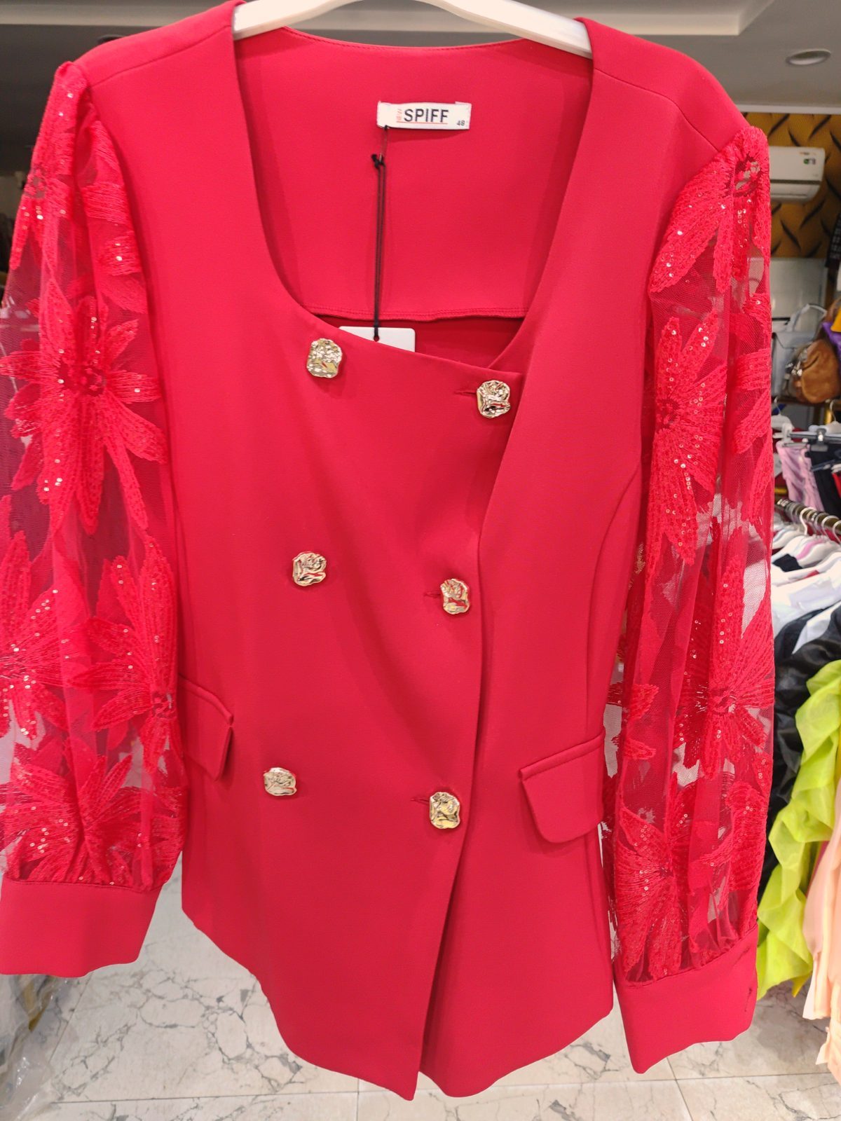 Spiff luxury  top with belt