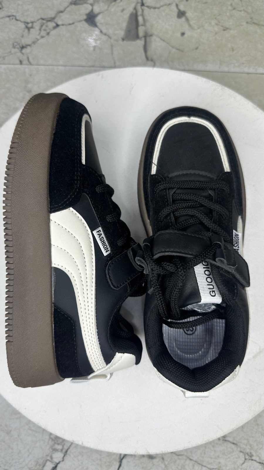 Fashion leather shoes