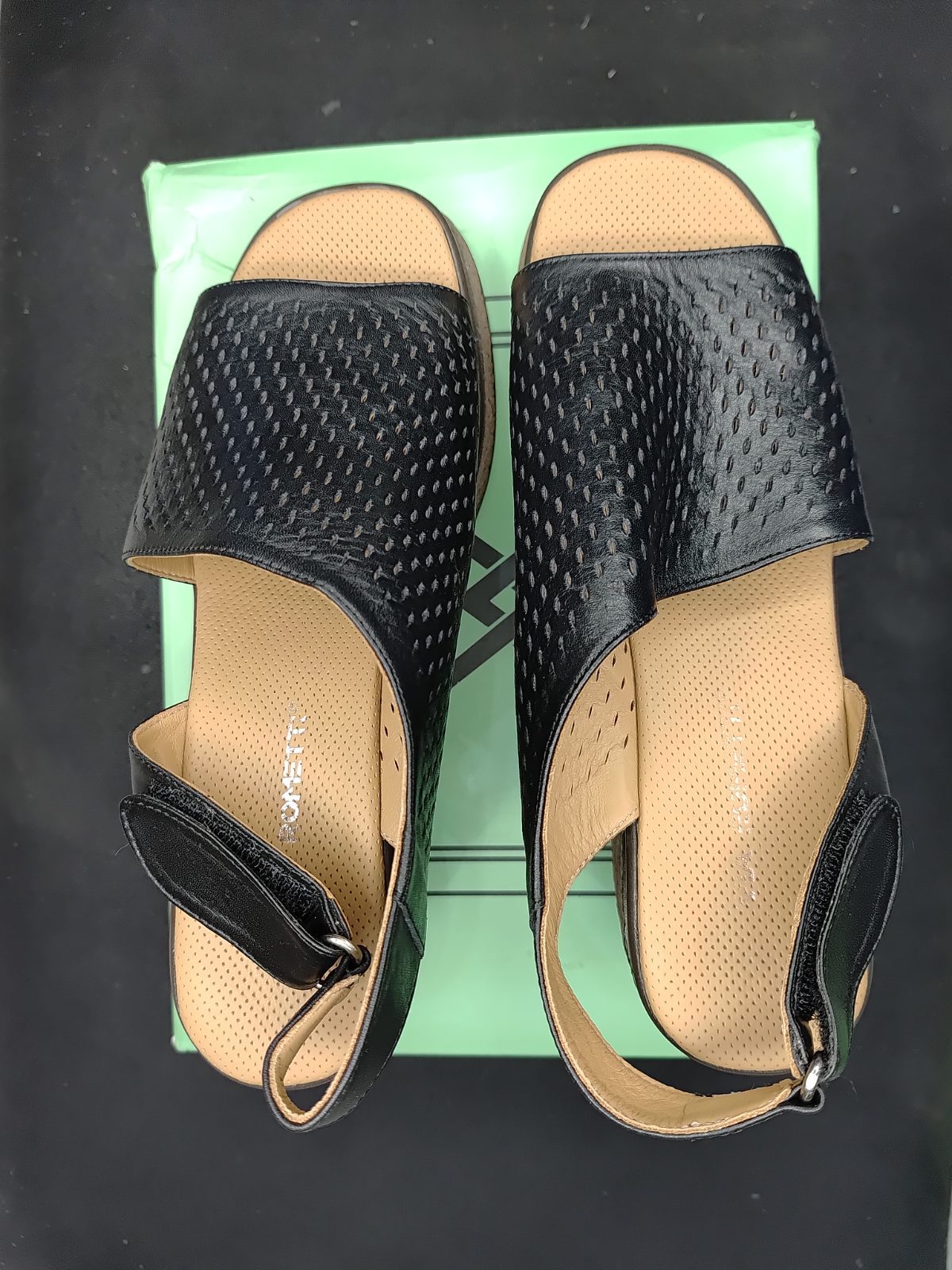 Via rometti block heels sandals