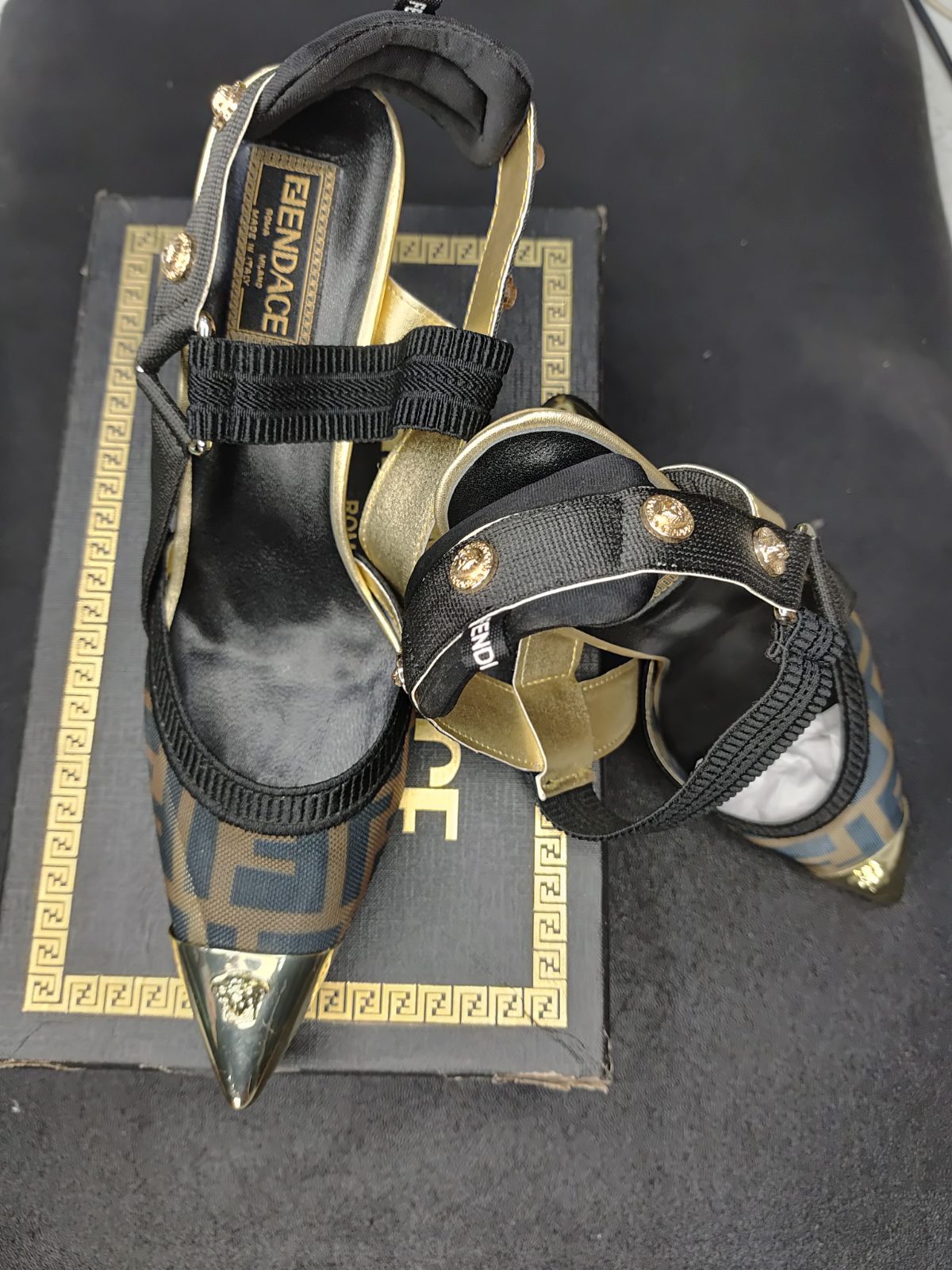 Fendi heels sandals