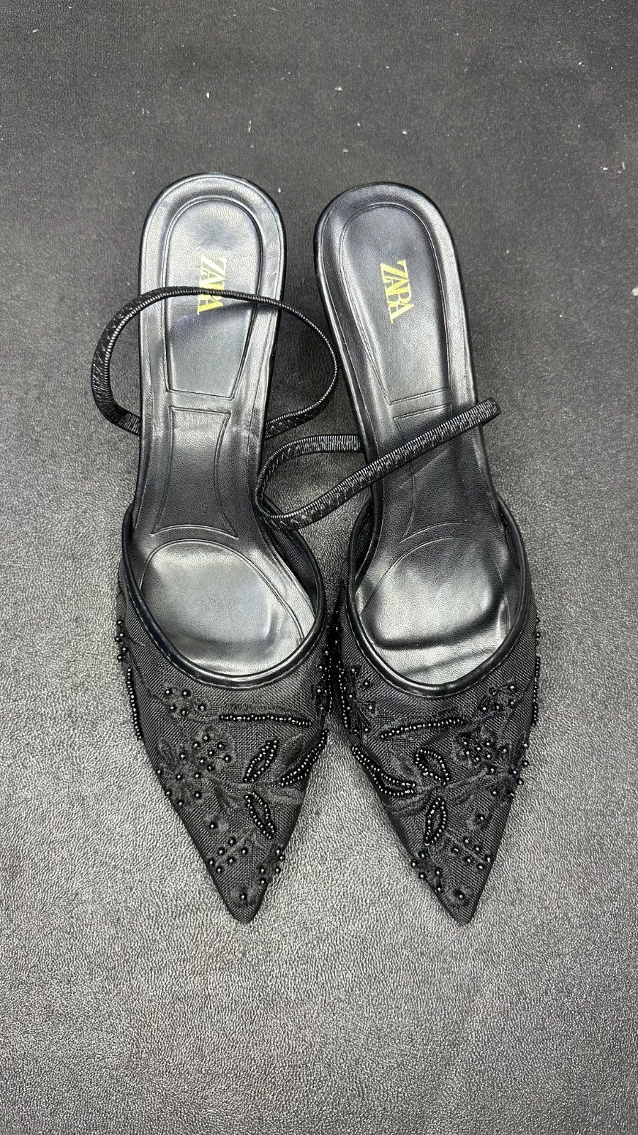 Zara half covered shoe