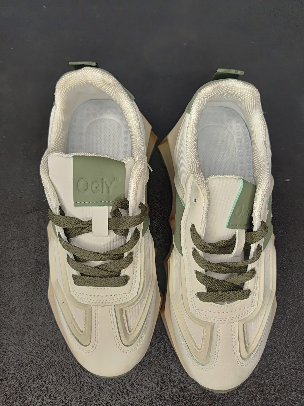 Mixed sneakers for teenagers boys and girls